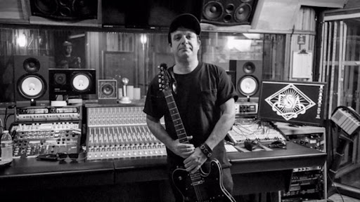 Recording Connection Audio Institute Image